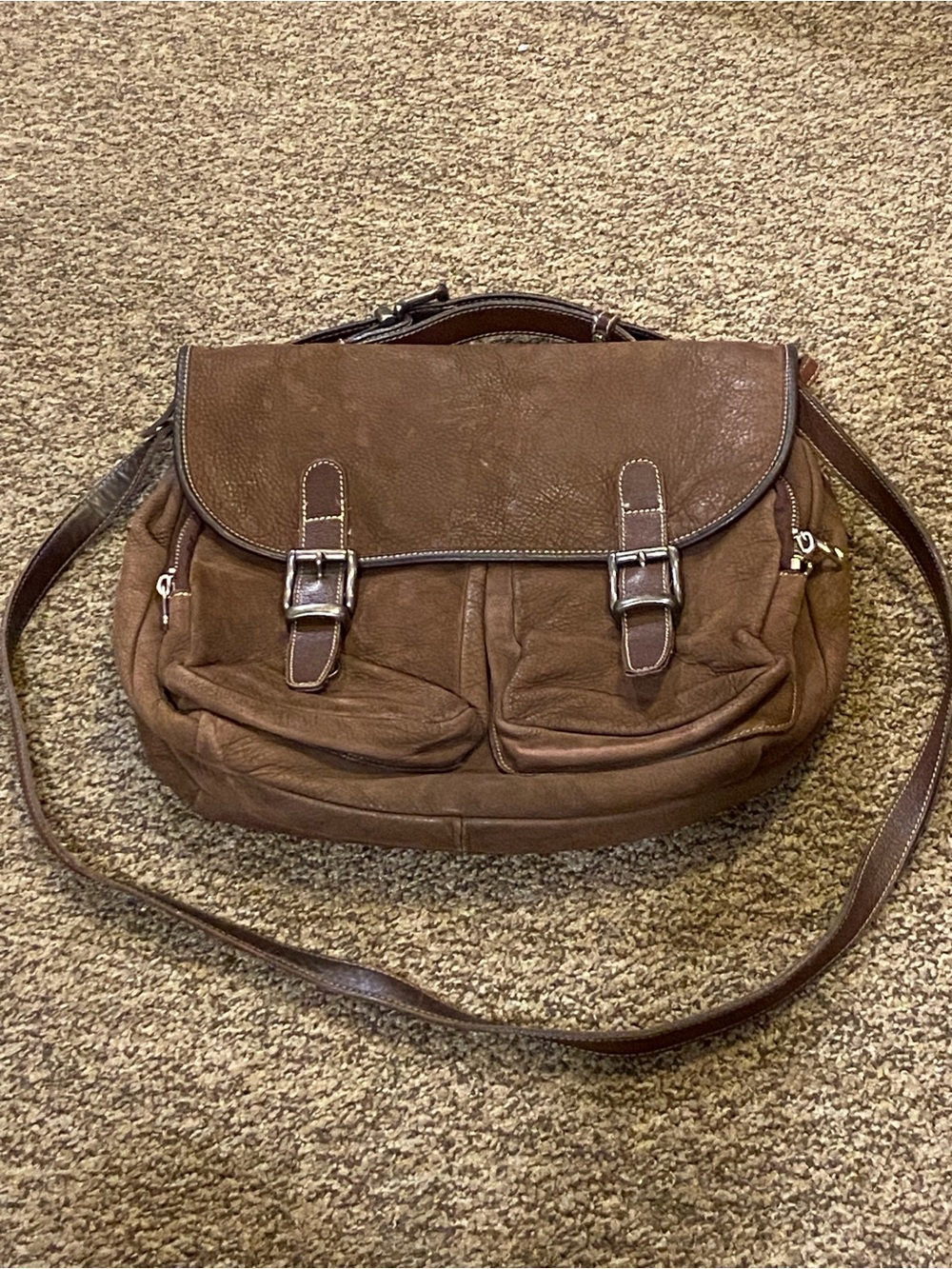VTG GLD GEORGETOWN 💯 ORIGINAL LEATHER DESIGN MADE IN ITALY UNISEX BAG